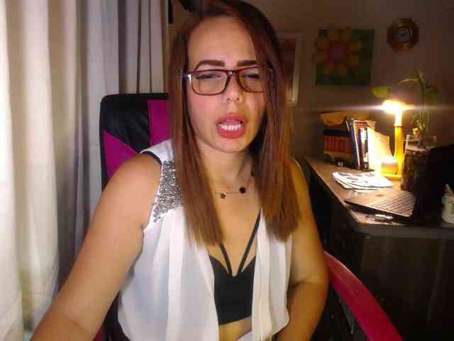 danielle-rose webcam
