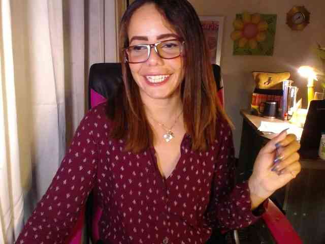 danielle-rose Live Webcam on BongaCams