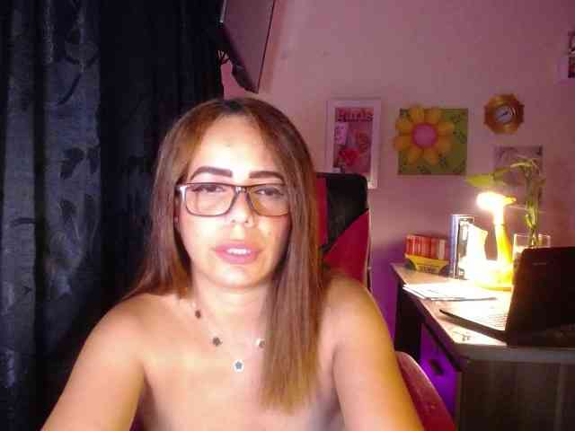 danielle-rose webcam