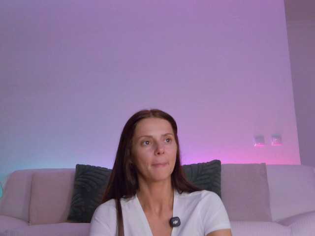LilyRoselyn live cam on BongaCams