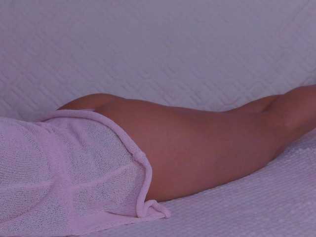 LilyRoselyn's BongaCams show and profile