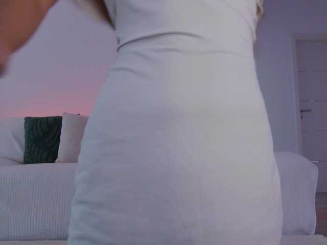 LilyRoselyn live cam on BongaCams