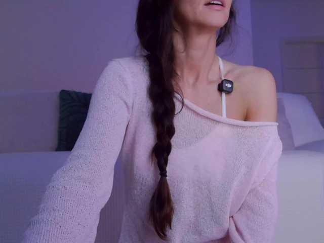 LilyRoselyn live cam on BongaCams