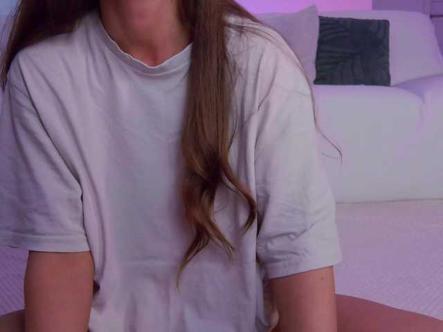 LilyRoselyn live cam on BongaCams