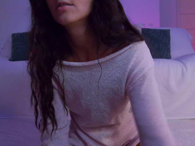 LilyRoselyn live cam on BongaCams
