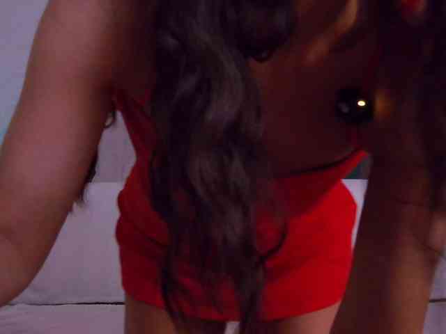 LilyRoselyn webcam