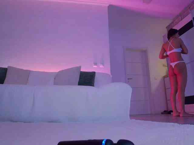 LilyRoselyn LilyRoselyn