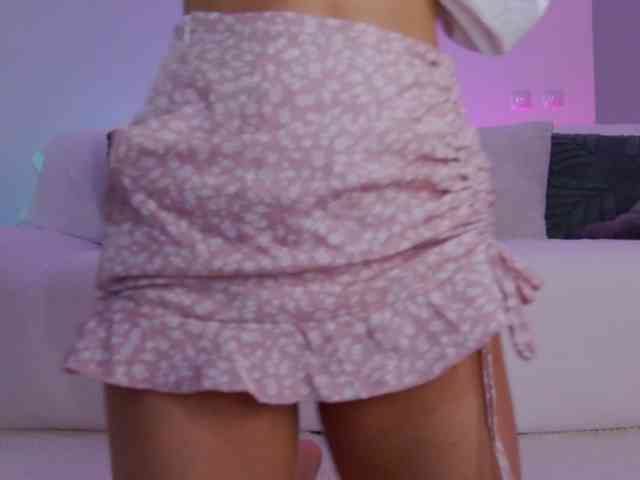 LilyRoselyn webcam