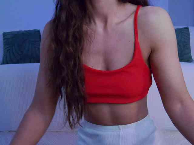 LilyRoselyn webcam