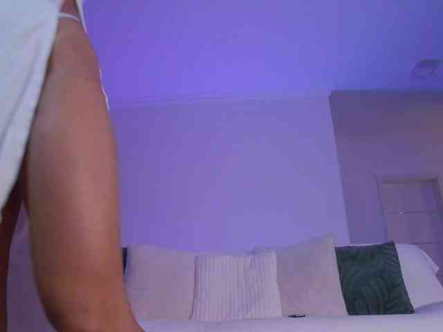 lilyroselyn's live room