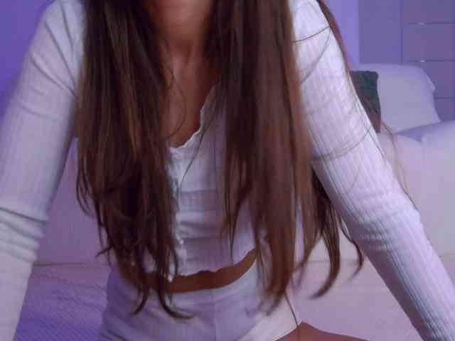 LilyRoselyn webcam