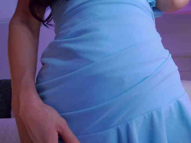 LilyRoselyn webcam