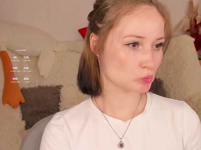 LisaMooore live cam on BongaCams
