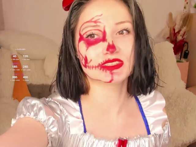 LisaMooore live cam on BongaCams