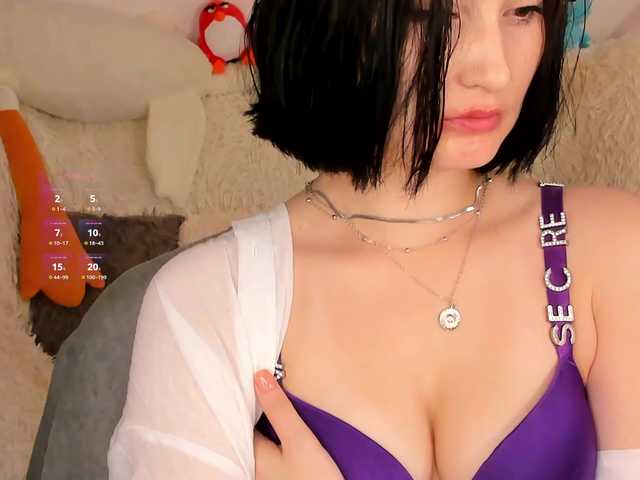 LisaMooore live cam on BongaCams