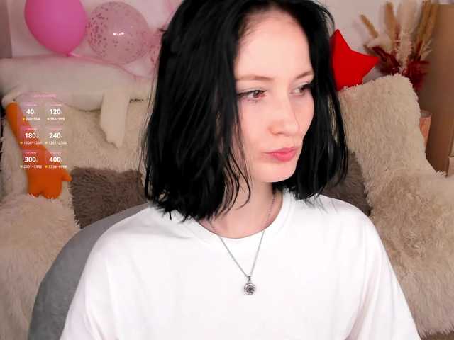 LisaMooore's BongaCams show and profile