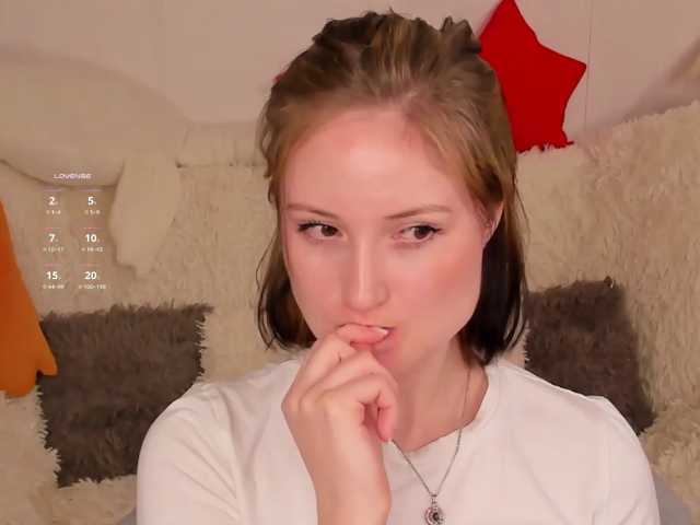 LisaMooore live cam on BongaCams