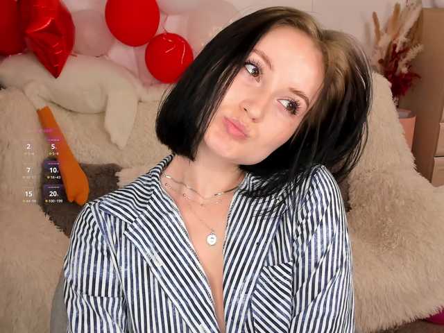 LisaMooore live cam on BongaCams