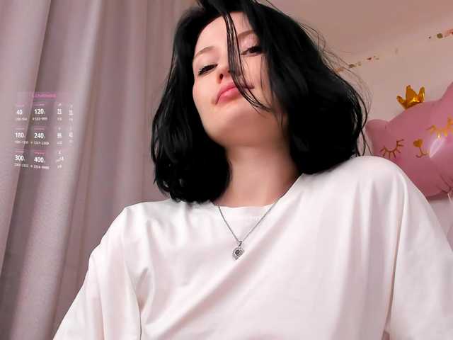 LisaMooore's BongaCams show and profile