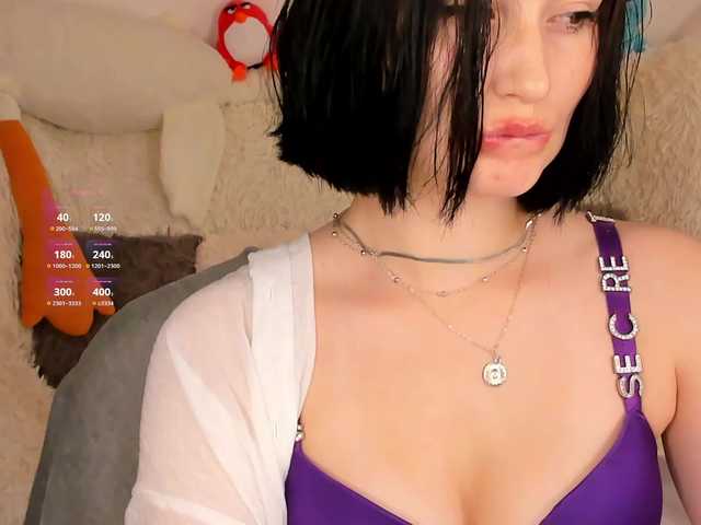 LisaMooore live cam on BongaCams