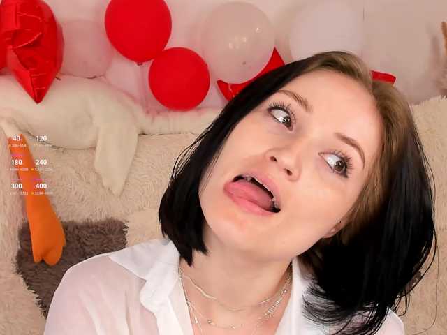LisaMooore live cam on BongaCams