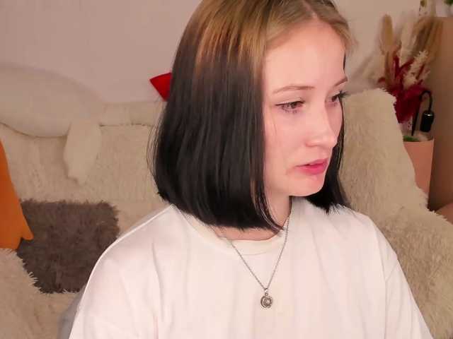 LisaMooore live cam on BongaCams