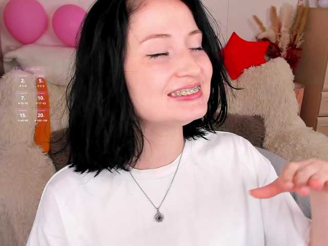 LisaMooore's BongaCams show and profile