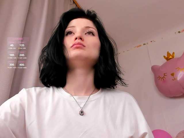 LisaMooore's BongaCams show and profile