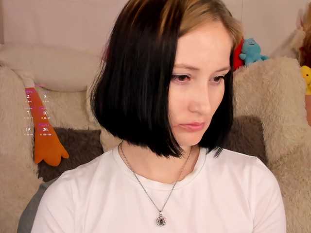 LisaMooore live cam on BongaCams