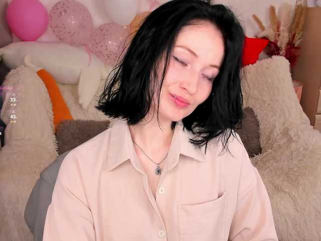 LisaMooore's BongaCams show and profile