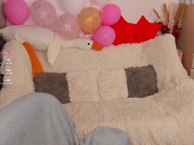 LisaMooore's BongaCams show and profile