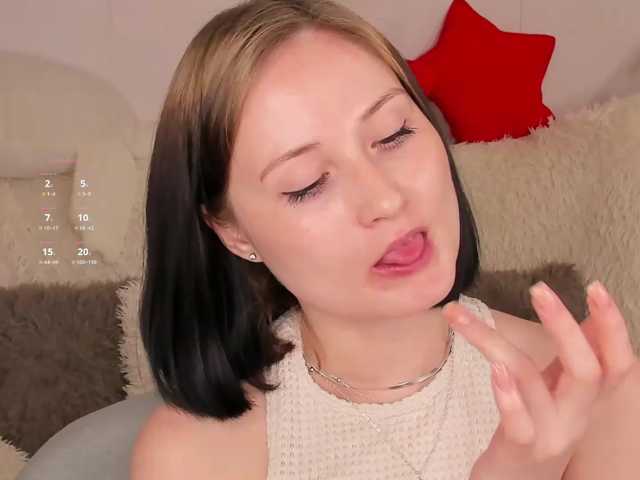 LisaMooore live cam on BongaCams