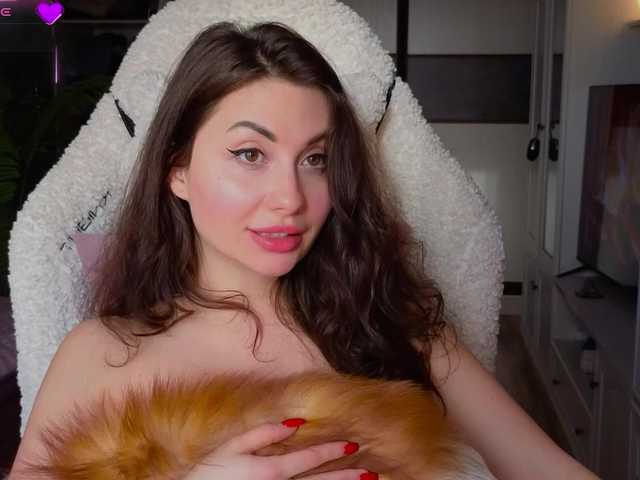 FlowerMarissa live cam