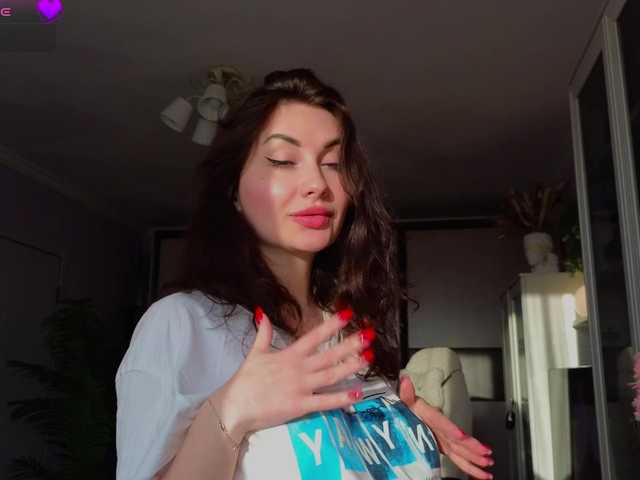 FlowerMarissa's BongaCams show and profile