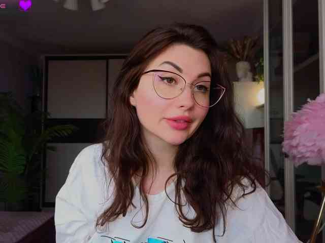 Innocent_Flower webcam