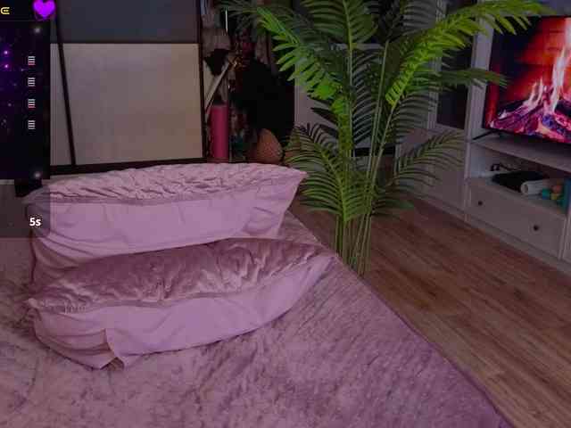 Innocent_Flower webcam