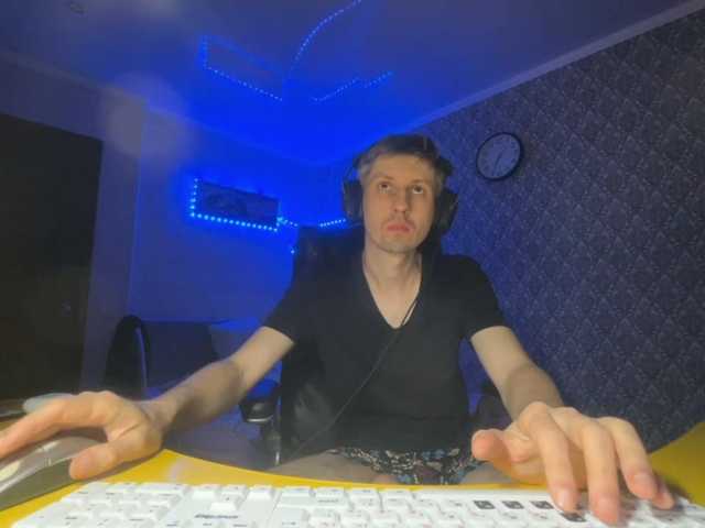 Lestat666 — live male cam