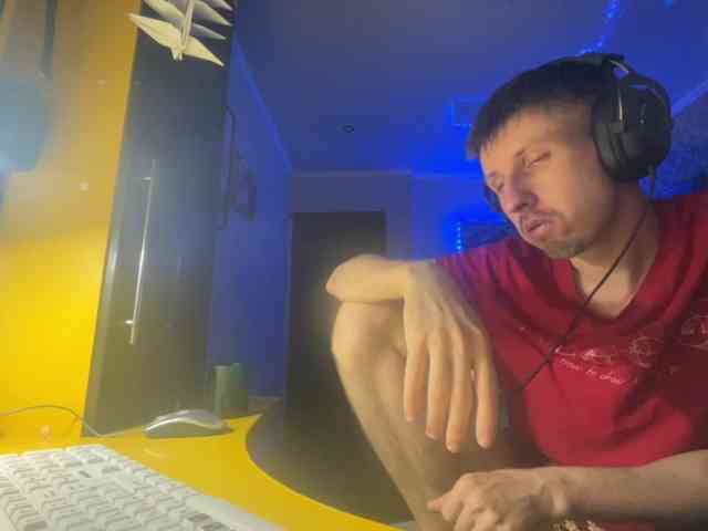 Akira-31 Sex Cam Show