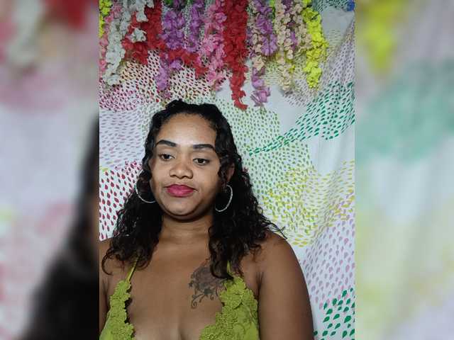 Lovejuju live webcam show