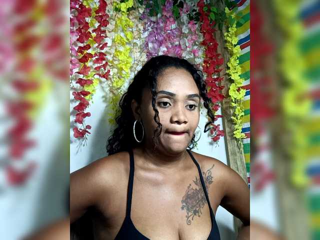 Julianna-1's BongaCams show and profile