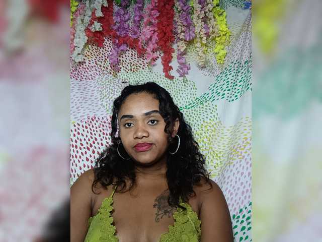 Julianna-1