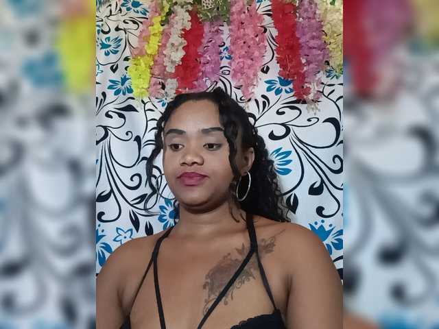 Lovejuju — live female cam