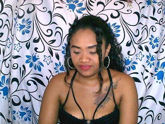 Lovejuju — live female cam