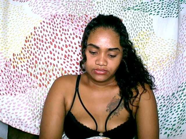 Julianna-1 live cam on BongaCams