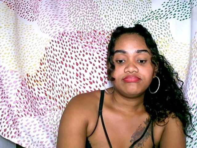 Lovejuju live webcam show
