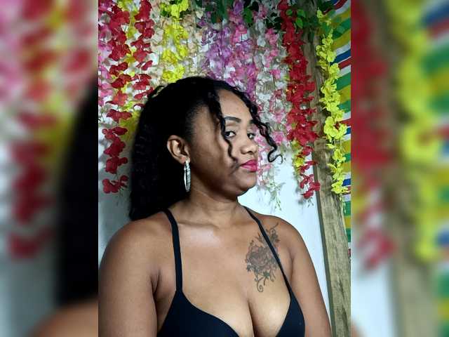 Lovejuju webcam bongacams model stream image