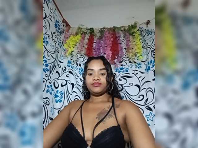 Julianna-1 live cam on BongaCams