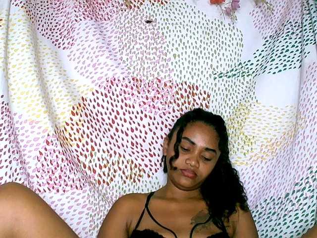 Lovejuju live webcam show