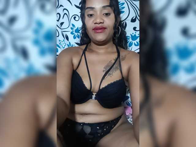 Julianna-1 live cam on BongaCams