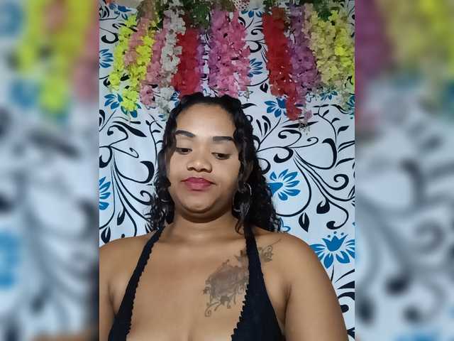 Julianna-1 live cam on BongaCams
